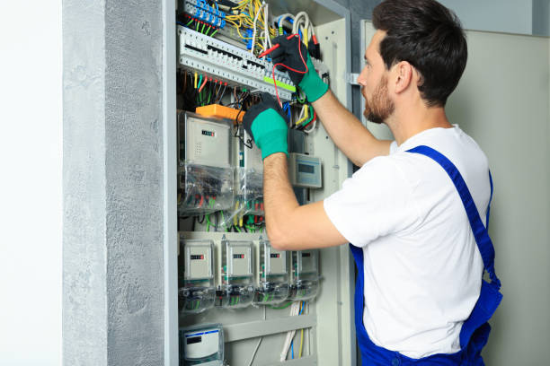 Best Residential Electrician Services  in Frazeysburg, OH